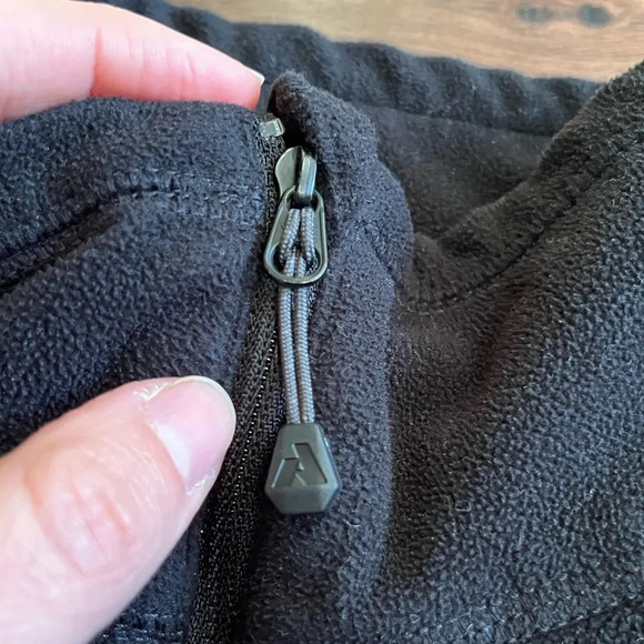 First Ascent Fleece Half Zip Sweater - Picture 3 of 9